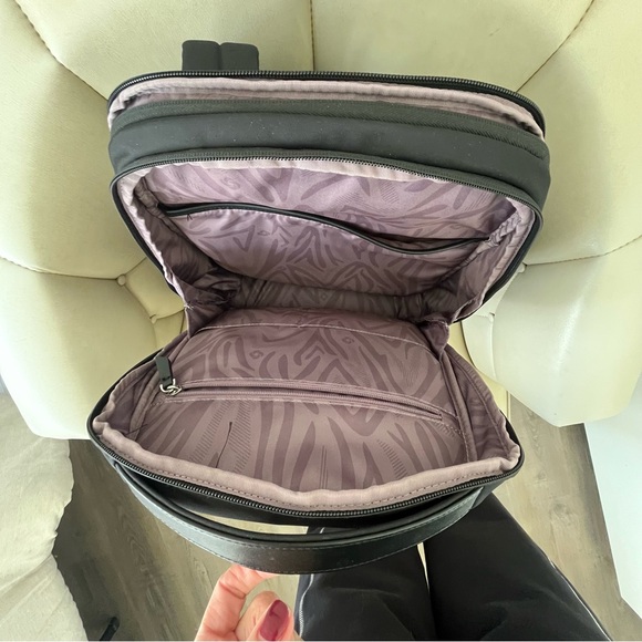 Samsonite Just Right Standard Black Slim Backpack - Picture 3 of 13